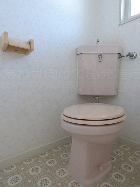 画像10:トイレ（以前のご入居前の写真、現状優先となります。）