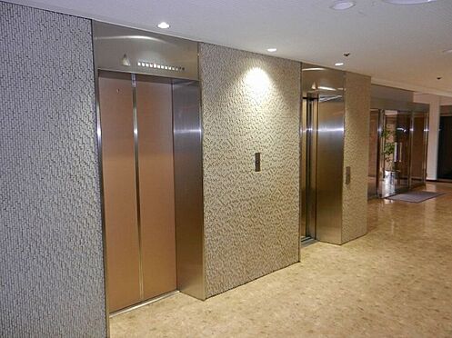 区分マンション-大阪市福島区福島２丁目 綺麗なエレベーター