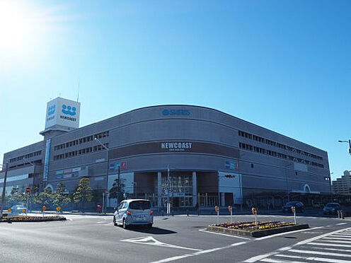 区分マンション-浦安市日の出1丁目 【スーパー】NEW　COAST　SHIN-URAYASU(ニューコースト新浦安)まで437ｍ