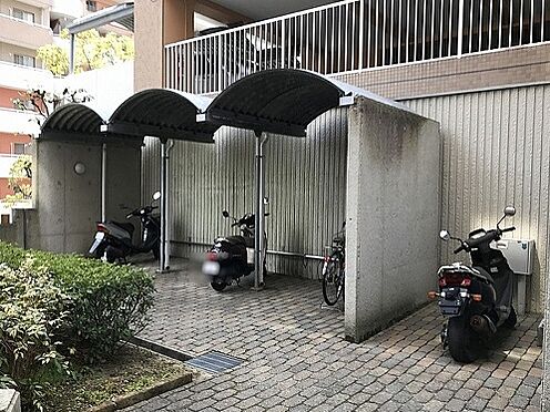 区分マンション-神戸市北区緑町８丁目 駐輪スペースも完備