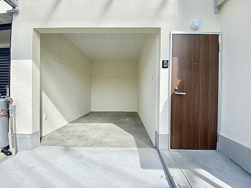 店舗・事務所・その他-京都市伏見区羽束師志水町 2021年9月のリフォームの際、駐車場が新設されました。