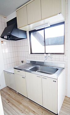 一棟マンション-越谷市大字袋山 C棟のキッチンの写真です。／大関建設