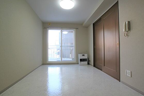 一棟マンション-札幌市中央区南七条西１７丁目 210号室：リビング