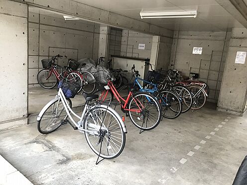 区分マンション-相模原市南区相武台1丁目 近場を散策するなら自転車が必要ですよね。　