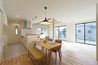 大きな森 株式会社永井工業 住宅事業部の施工事例「家族とつながる【2世帯住宅】」の画像1