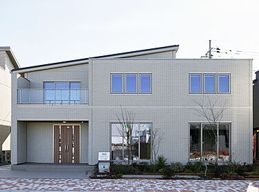 一条工務店　筑西展示場のメイン画像