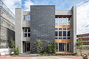 【アキュラホーム池袋千川展示場】＠千川駅・小竹向原駅徒歩5分 洗練された都市の二世帯住宅モデルハウスのメイン画像