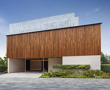 【AQレジデンス 馬込展示場】＠大田区立馬込第三小学校そば　緑と建築美が共生する邸宅モデルハウスのメイン画像