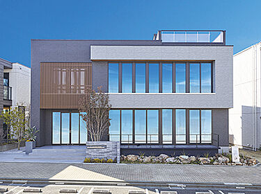 【アキュラホーム　新座展示場】＠川越街道沿い　プライバシーと開放性を両立した二世帯モデルハウスのメイン画像