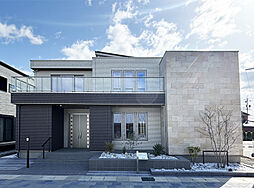 一条工務店　小牧展示場のメイン画像