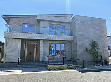 一条工務店　各務原南展示場のメイン画像