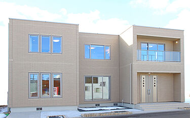 一条工務店　札幌太平展示場のメイン画像