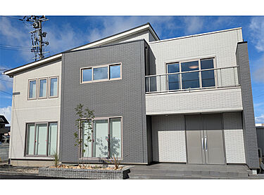 一条工務店　秋田AKT保戸野展示場のメイン画像