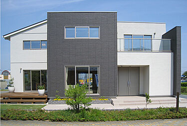 一条工務店　山形平清水東展示場のメイン画像