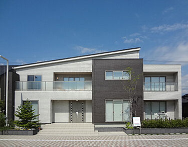 一条工務店　伊那東展示場のメイン画像