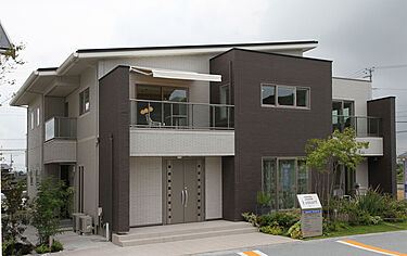 一条工務店　袋井展示場のメイン画像