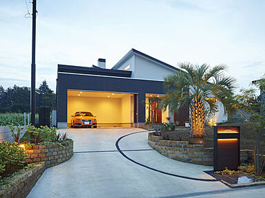 【AQURA HOME PLAZA仙台店】のカタログ「【アキュラホーム】WAGAYA-平屋-施工実例写真集」の画像