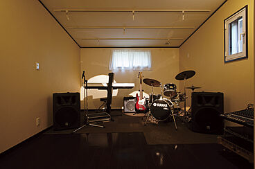 株式会社玉川ハウジングの住宅イベント「木造でもできる！防音室の相談会　ドラムやピアノなどの楽器演奏、オーディオルームなど本格的なものから、簡易的なものまで、ご要望に応じた防音室をご提案します！」の開催場所 玉川ハウジング　本社ショールームの画像