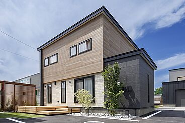 株式会社ロゴスホーム（北海道）の住宅イベント「【3棟同時見学可能】遊び心が楽しい、やわらかな明かりが包み込む家 -豊 yutaka-」の開催場所 旭川市神楽5条モデルハウスC棟の画像