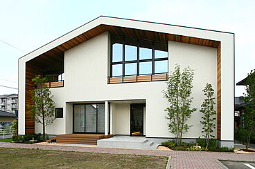 アキュラホーム(AQ Group)の住宅イベント「【年間5,000組以上が予約！】大好評！はじめての家づくり相談会（無料）」の開催場所 尾道展示場 ＠JR「東尾道」駅そば　広大な土間と吹抜がもたらす圧倒的な開放感の画像