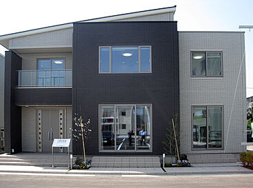 一条工務店の住宅イベント「冬のお悩み解消！全館床暖房で｢家中どこでも春の陽気｣を実現！ 一条工務店の性能体感イベント」の開催場所 一条工務店　弘前神田展示場の画像