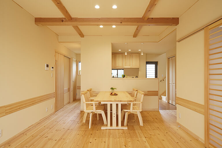 『木のひらや』に住もう (有)築地住建の公式画像_リビング3