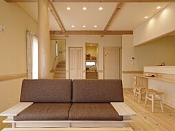 セキスイハイム 天山展示場の施工事例「~光と風を楽しむ住まい~天然ムク材に包まれた、癒やしの空間」の画像