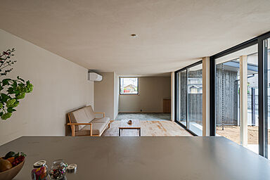 『木のひらや』に住もう (有)築地住建の施工事例「土間リビングのある住まい」の画像3