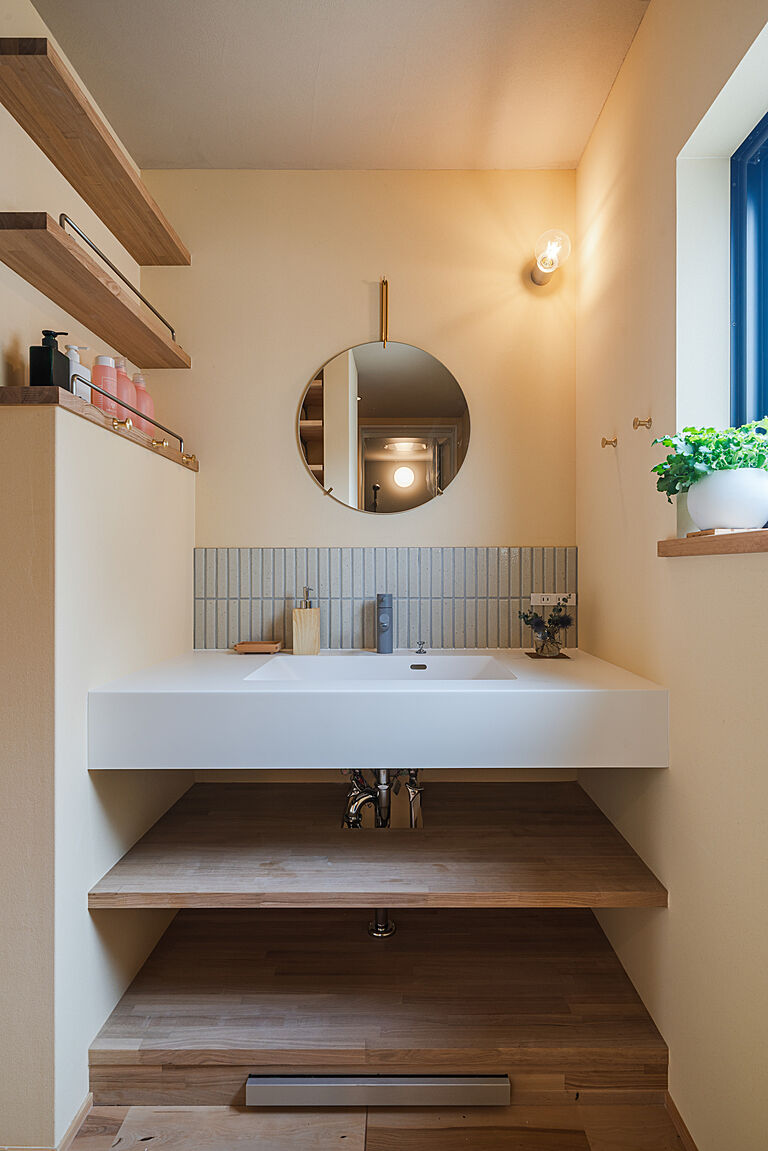 『木のひらや』に住もう (有)築地住建の公式画像_洗面9