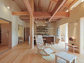 『木のひらや』に住もう (有)築地住建の施工事例「大きな縁側と薪ストーブのある住まい」の画像3