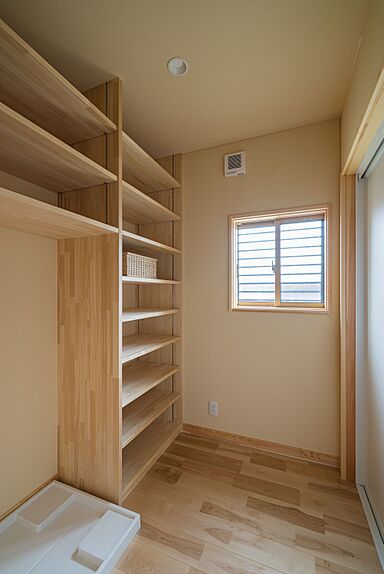 『木のひらや』に住もう (有)築地住建の施工事例「みんなで暮らす 大勢集まる二世帯住宅」の画像7