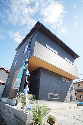 さくらホーム株式会社の施工事例「モデルハウス「吹き抜けと鉄とサボテン」」の画像6