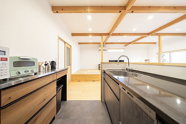 伸和建設株式会社の公式画像_キッチン6