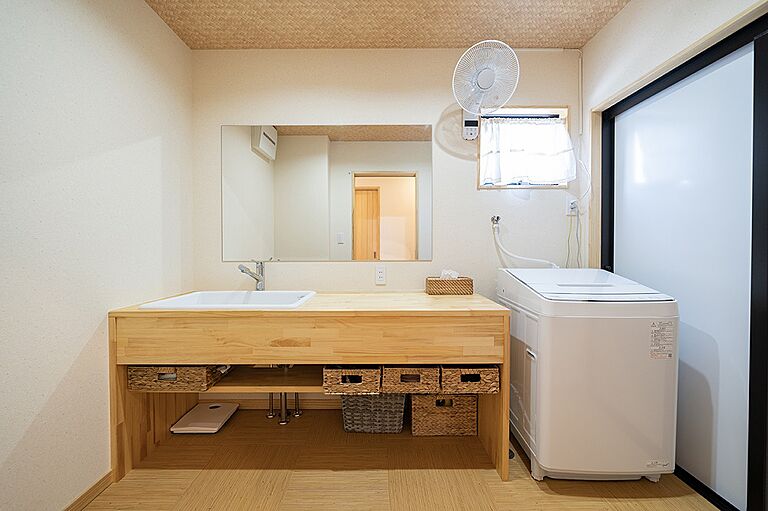 伸和建設株式会社の公式画像_洗面8