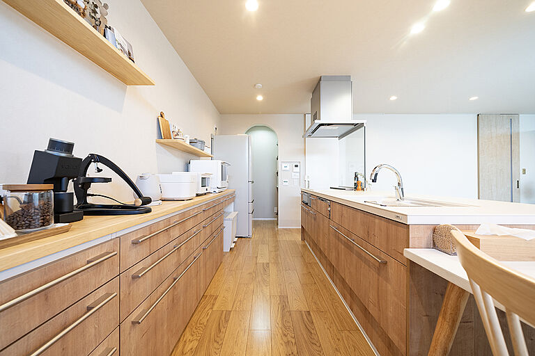 伸和建設株式会社の公式画像_キッチン8