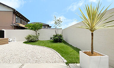 伸和建設株式会社の施工事例「大きなプライベートテラスがある家」の画像9