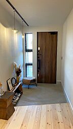 木の家スタイルの玄関 伸和建設株式会社の事例画像