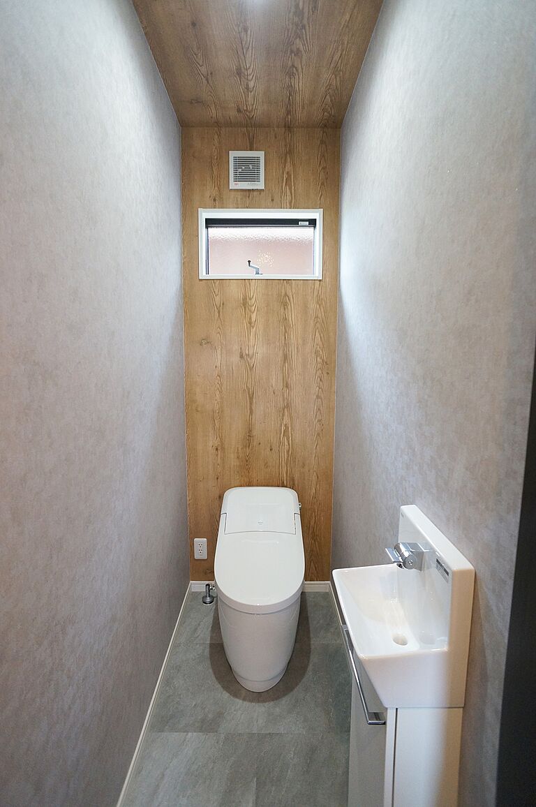 伸和建設株式会社の公式画像_トイレ8