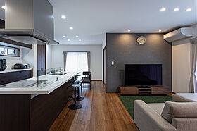 八幡コーポレーション株式会社の施工事例「子どもが元気にすくすく育つ家」のメイン画像