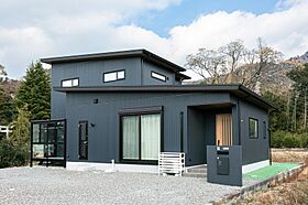 八幡コーポレーション株式会社の施工事例「家族のスタイルに合った【半平屋】住宅」のメイン画像