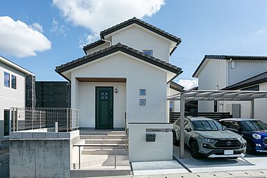 八幡コーポレーション株式会社の施工事例「かわいいがギュッと詰まった家」の画像10