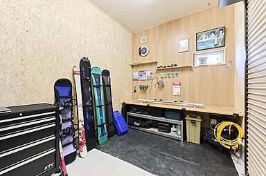 八幡コーポレーション株式会社の施工事例「家族の笑顔を生む大屋根の"平屋風"住宅」の画像10