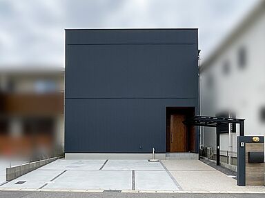 FUJIKEN ORDERHOUSEの施工事例「吹抜けとストリップ階段のお家」の画像6