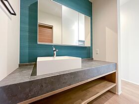 FUJIKEN ORDERHOUSEの施工事例「ポップな色使いが可愛い!中2階のあるお家」の画像5