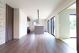 FUJIKEN ORDERHOUSEの施工事例「たっぷり収納、2WAY玄関のお家」の画像