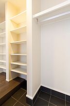 シンプルモダンスタイルの玄関 FUJIKEN ORDERHOUSEの事例画像