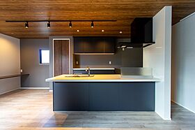 FUJIKEN ORDERHOUSEの施工事例「シックな色味がかっこいい。こだわり収納空間のお家」の画像4