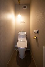 シンプルモダンスタイルのトイレ FUJIKEN ORDERHOUSEの事例画像