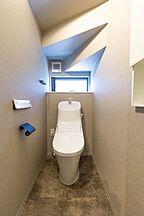 シンプルモダンスタイルのトイレ FUJIKEN ORDERHOUSEの事例画像