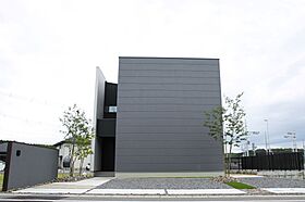 FUJIKEN ORDERHOUSEの施工事例「贅沢に光をとりこむ、大きな吹抜けのあるお家」の画像1